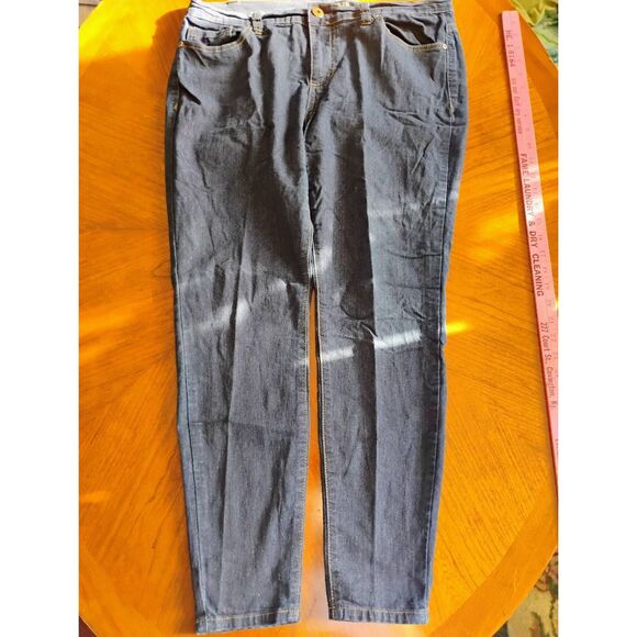 Forever 21 brand Denim Jeans Size: 14 (1336) - Picture 1 of 6